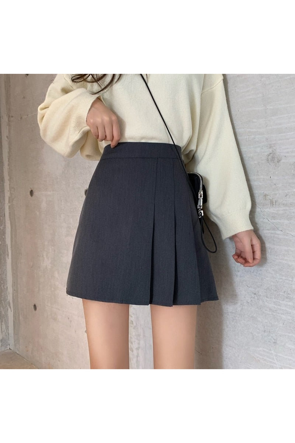 "Vintage 90s Spring Pleated Mini Skirt in Gray Solid."