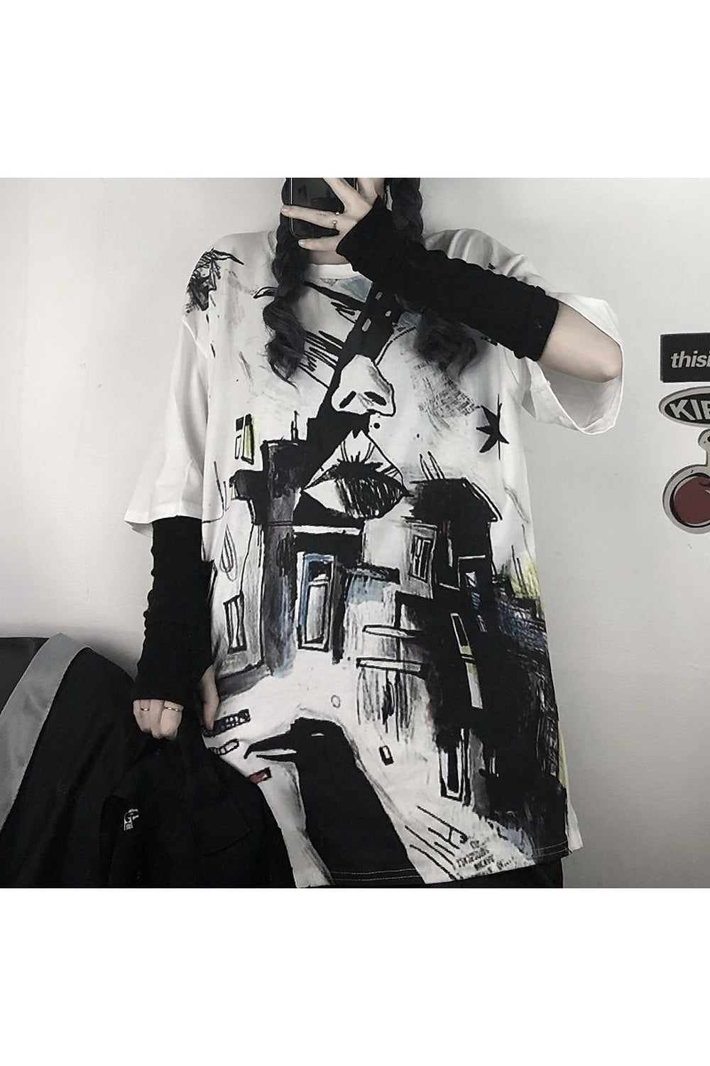 White Acubi Abstract Grunge T-Shirt with artistic design.