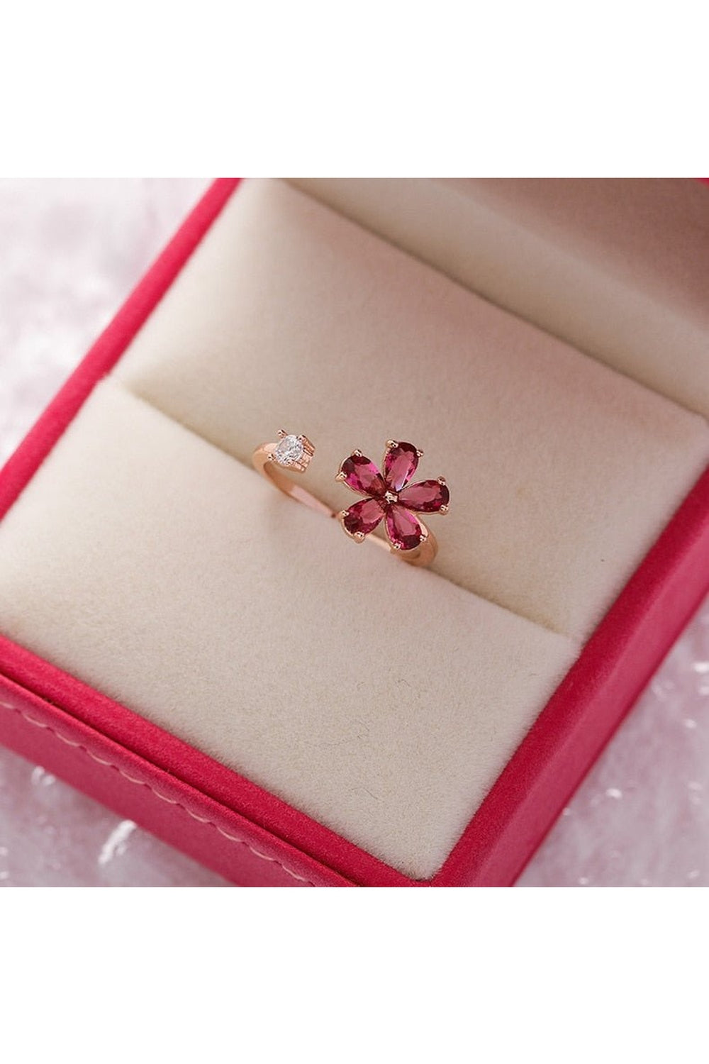 Aesthetic Crystal Flower Ring