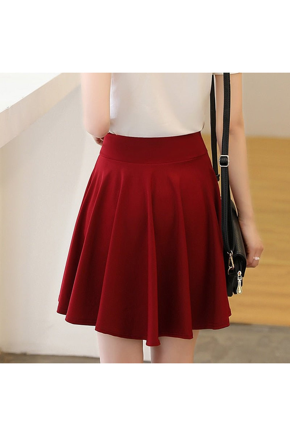 Black Aesthetic Pleated High Waist Skirt: Stylish elegance.