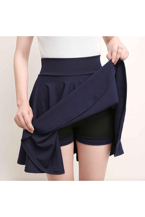 Elegant dark blue high waist skirt with pleats.