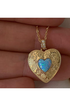 Heart locket necklace with XH1099 variant, delicate.