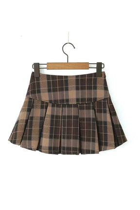 Stylish Autumn Waltz Pleated Skirt in Brown Plaid.