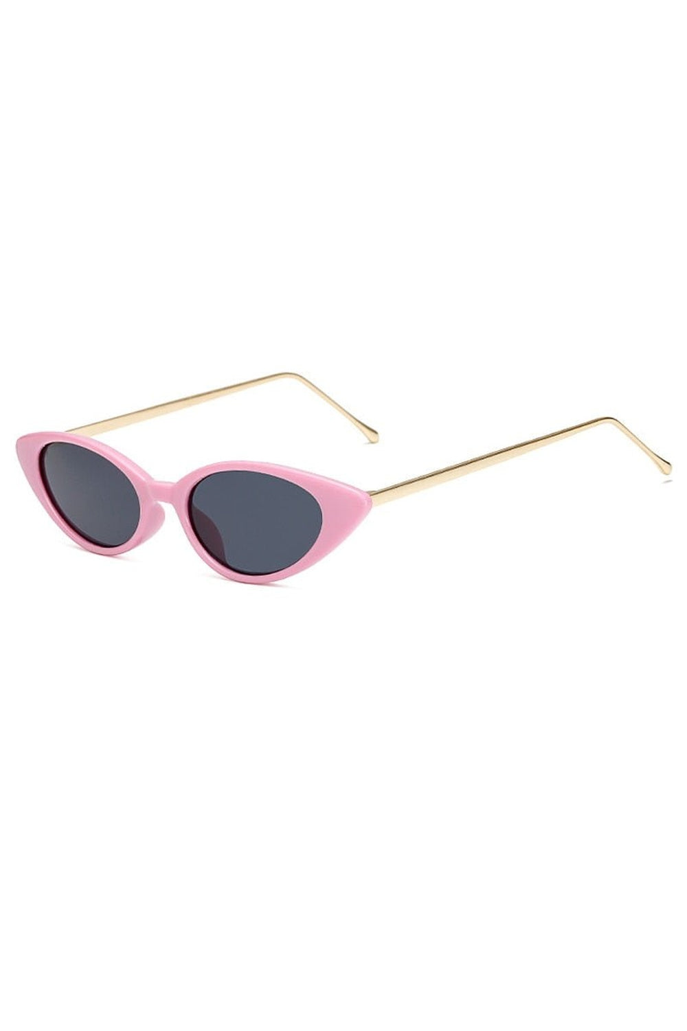 Cat eye sunglasses in Pink-Grey for a bold look.