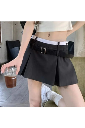 Pleated mini skirt in stylish Grey color.