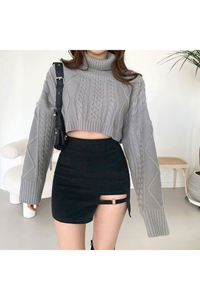 Gothic high waist black mini skirt.