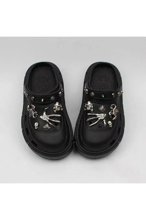 Platform black slippers, stylish and comfortable.