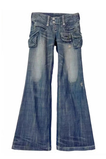 Cargo Chic Wide-Leg Jeans in Blue, stylishly versatile.