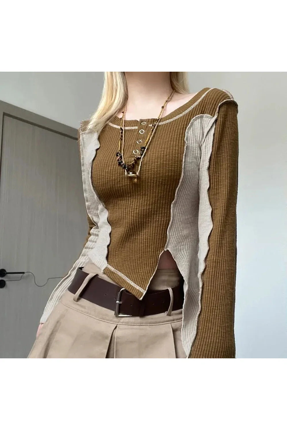 Stylish Coquett Grunge Slim Brown T-Shirt.