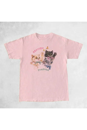 Pink oversized tee with cute kittens print.