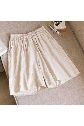 Cute Khaki cotton linen shorts with pockets.