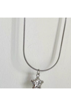 Flower Star Necklace