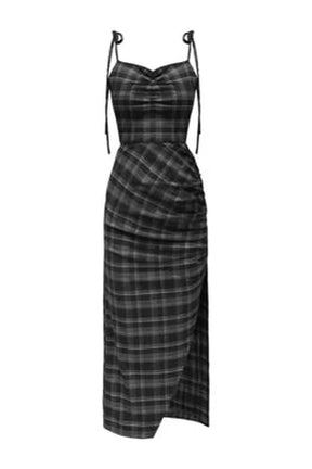 Elegant Gothic Plaid V-Neck in Black.