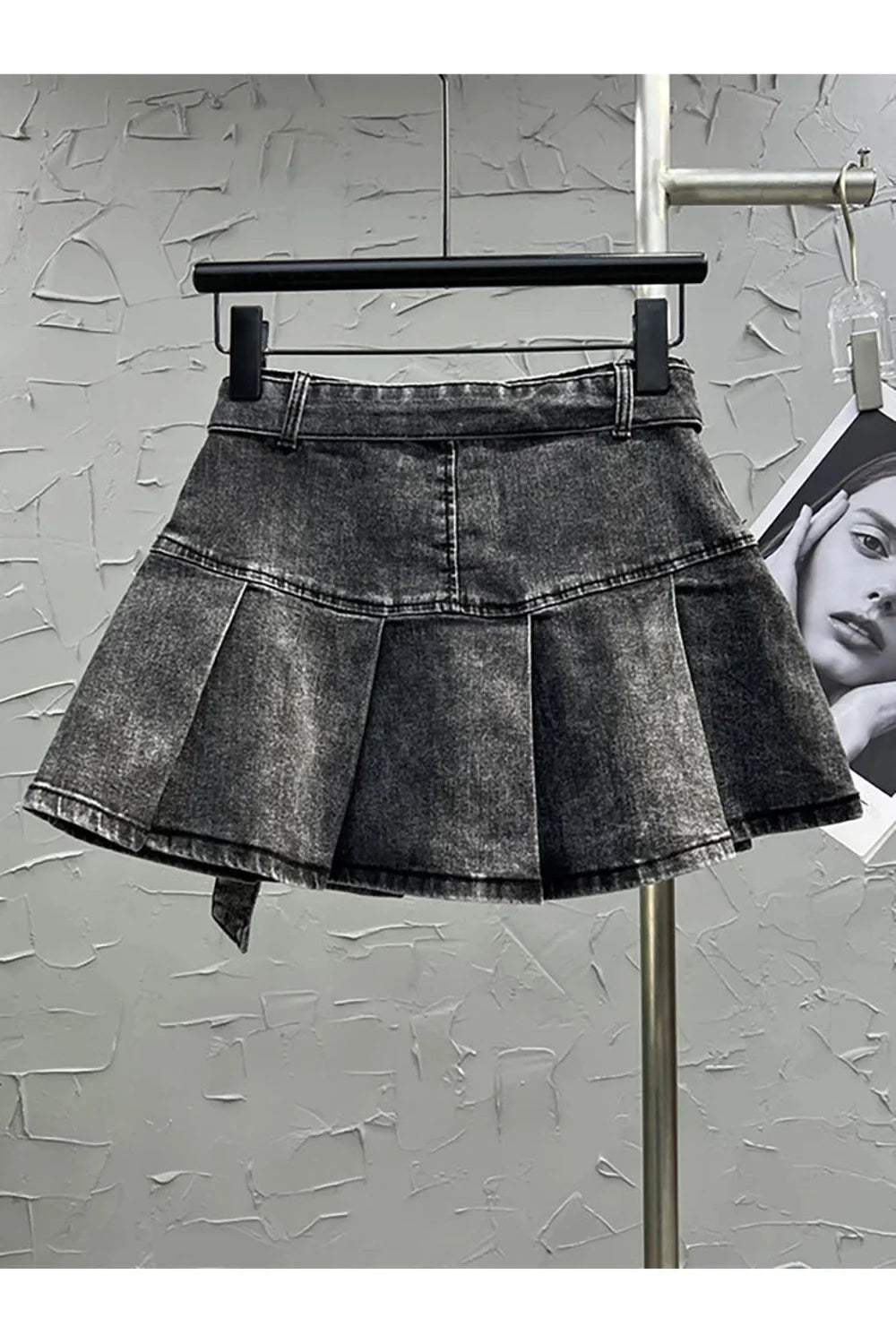 Grunge Utility Pocket Denim Skirt