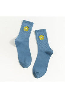 Indie aesthetic flower-embroidered cute socks, variant 10.