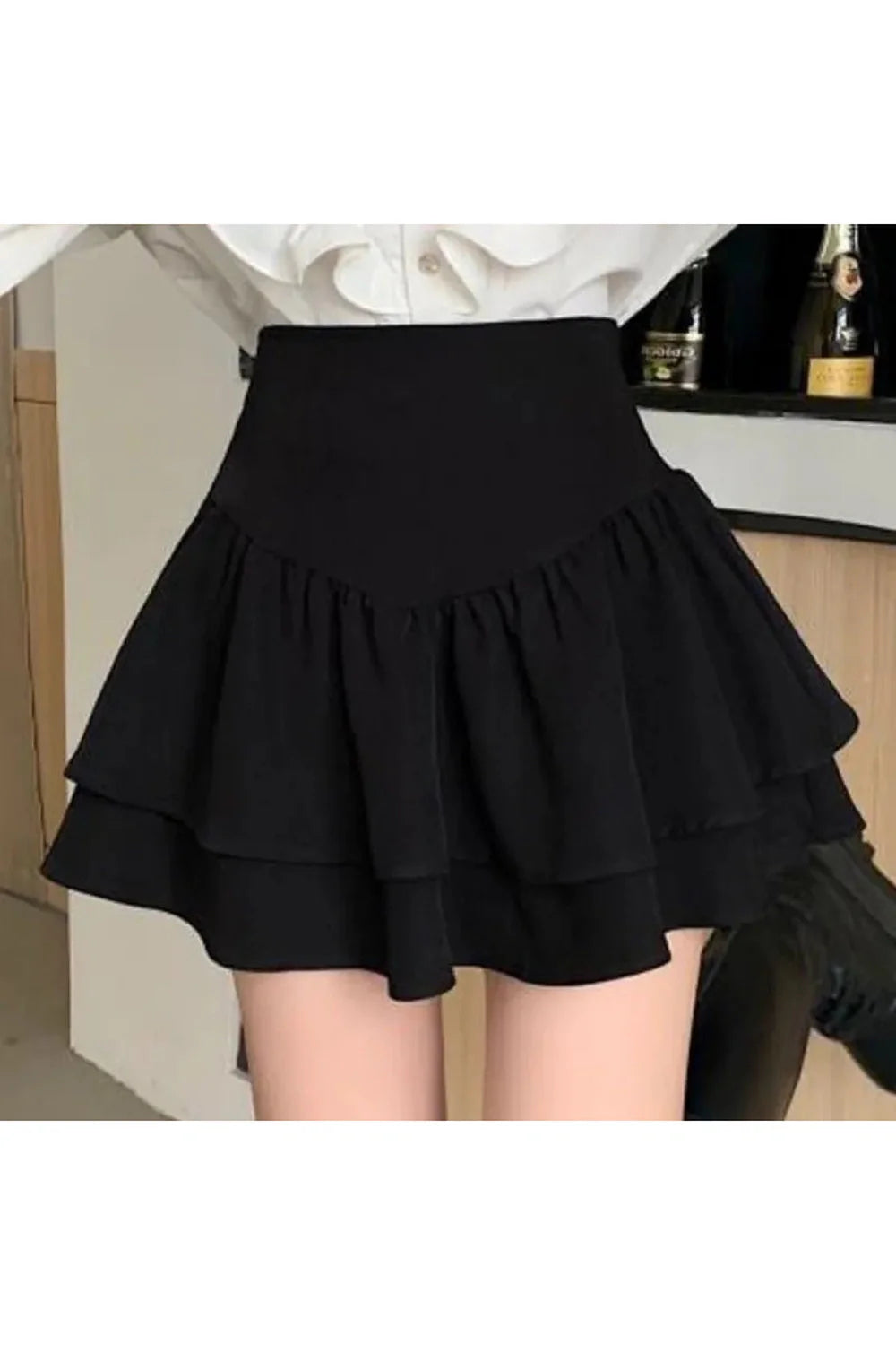 Kawaii High Waist Mini Skirt in black, chic.