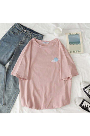 Pink Korean Casual T-shirt with fashionable print design.