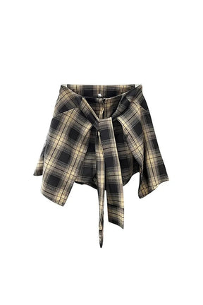 Brown Korean plaid skirt with pleats.