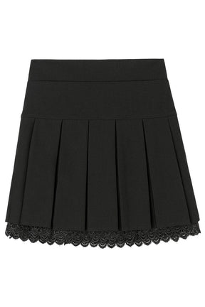 A black Korean style A-line short skirt.