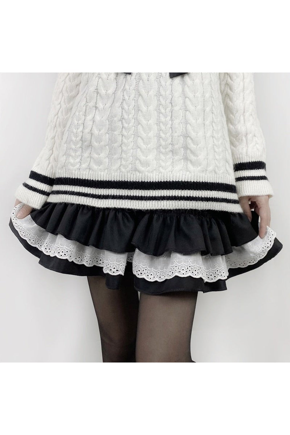 Black Kawaii Cute Style Mini Skirt for women.