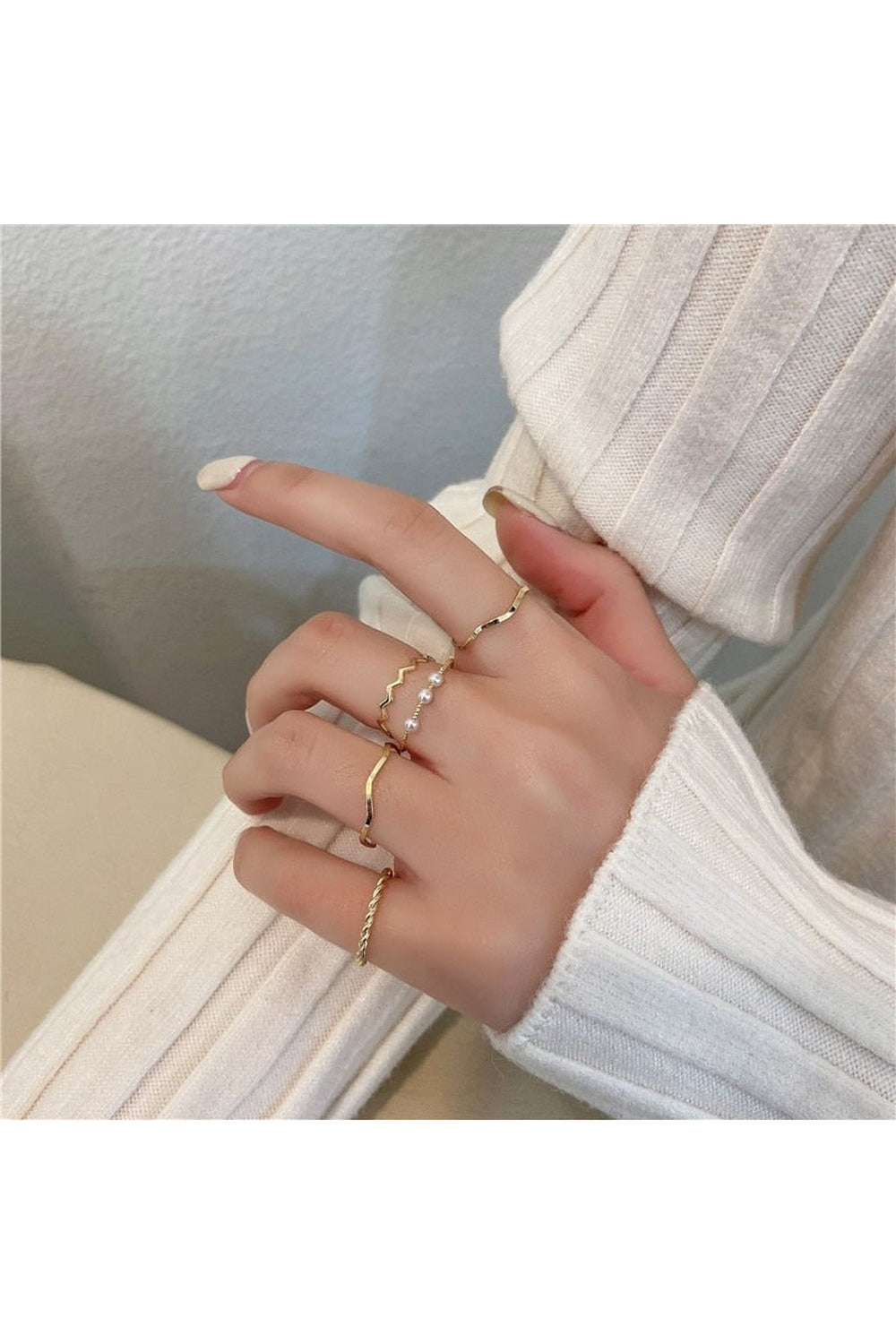 Minimalist rings set