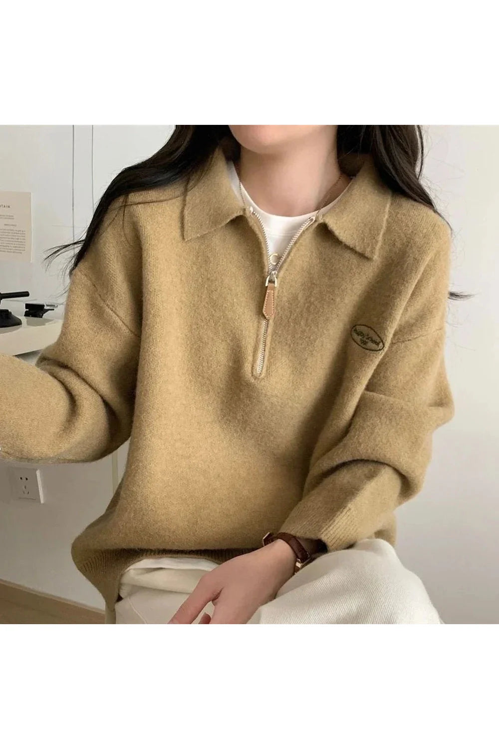 Minimalist Zip-Up Collar Sweater