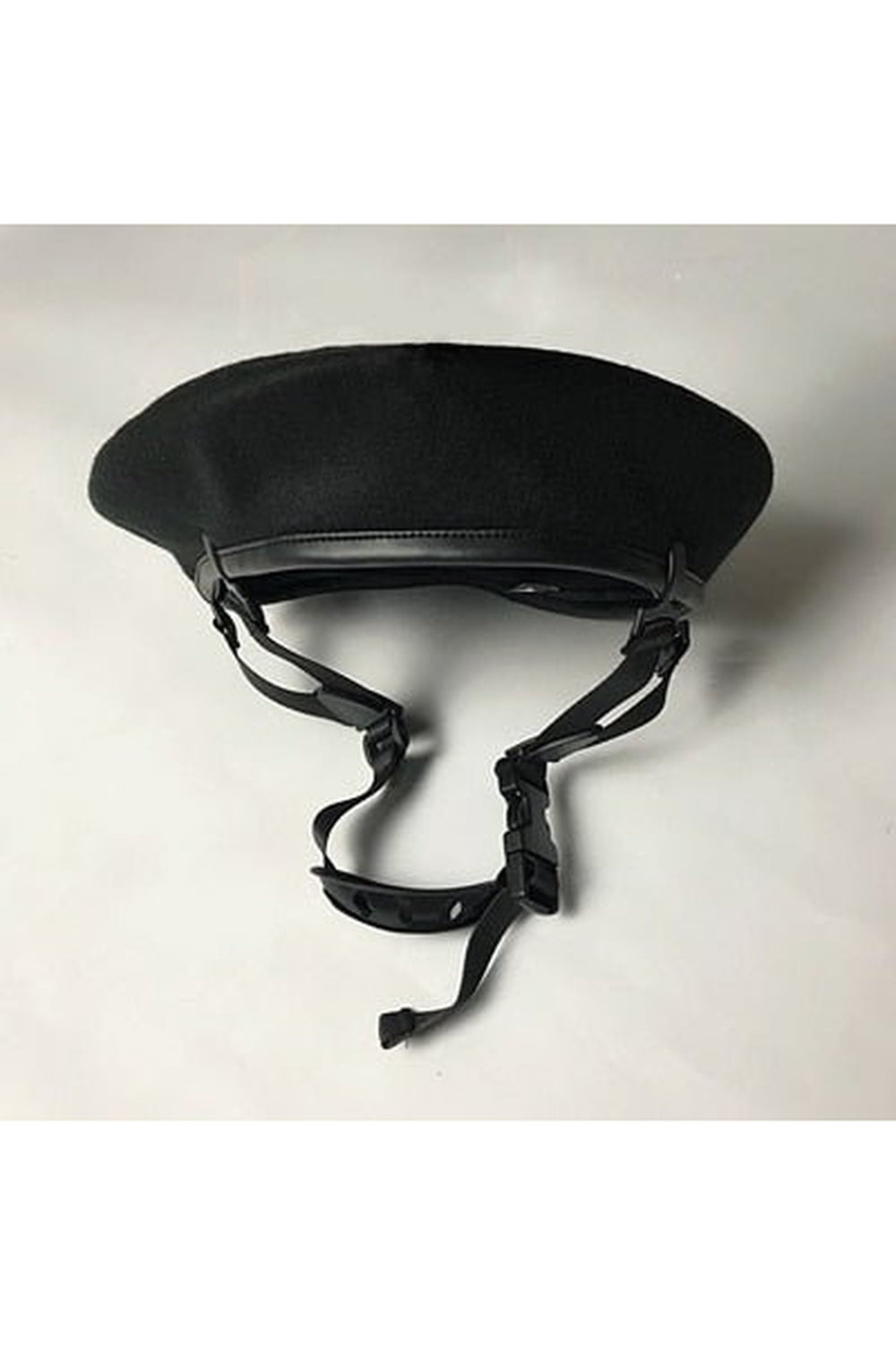 Stylish black beret with adjustable buckle detail.