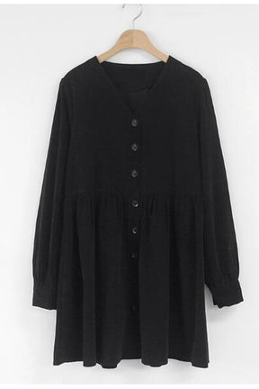 Versatile Minimalist Black Casual Dress in Black.