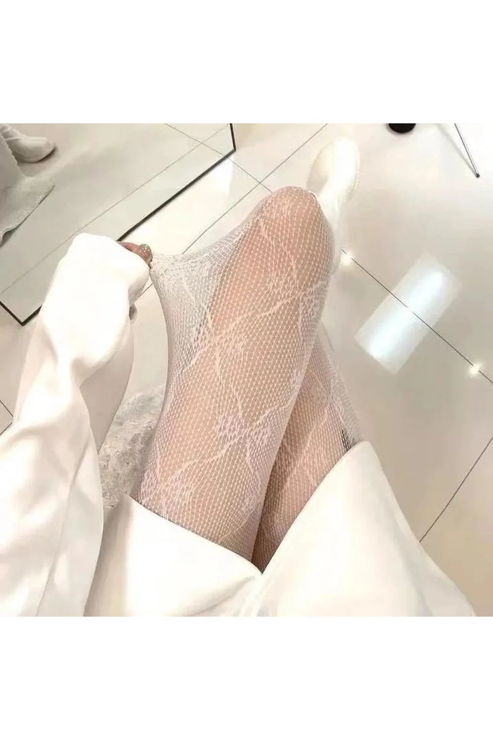 Sexy Bow Fishnet Tights