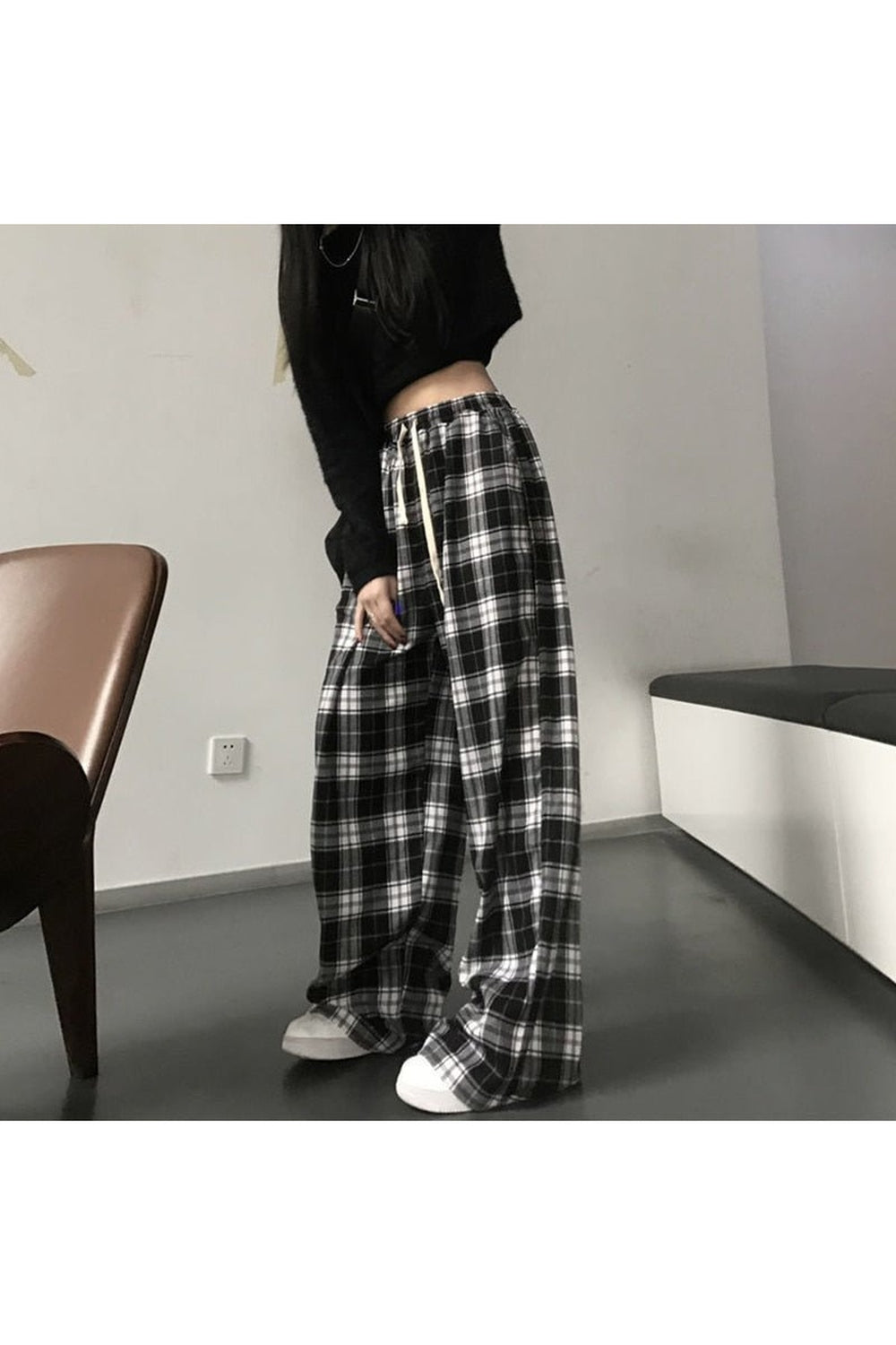 Skater Girl Oversize Plaid Pants