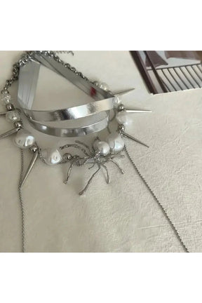 Elegant Spider Queen Pearl Spike Choker variant 1.