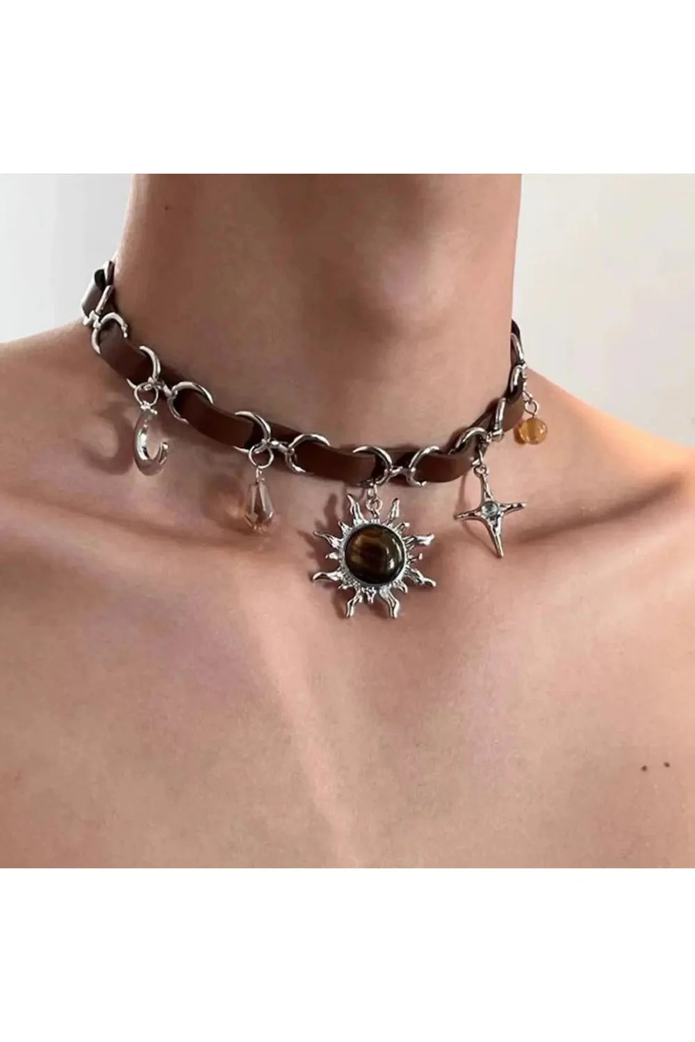 Edgy Spiked Heart Chain Choker in Style7.