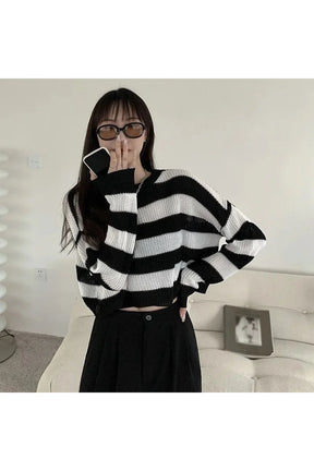 Fall Spring Striped Cropped O-neck Sweater