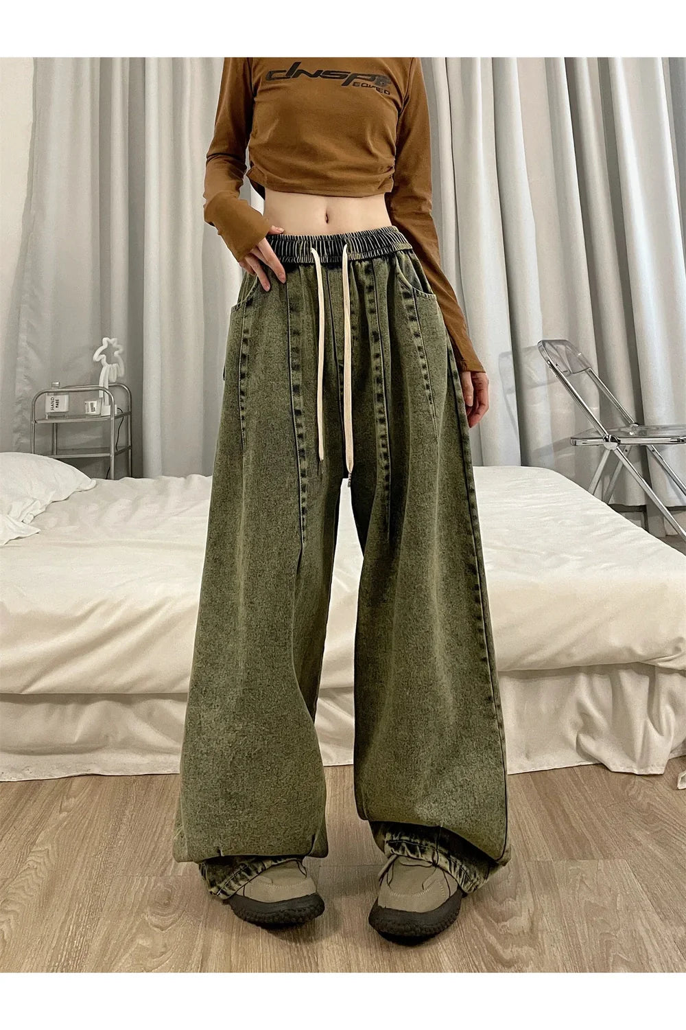 Fall Ultra-Wide Vintage Cargo Jeans