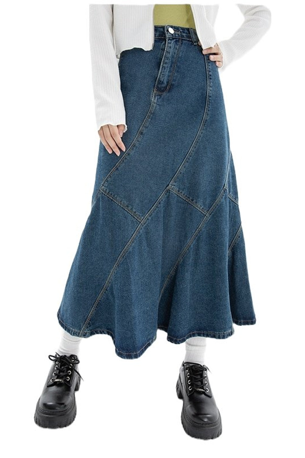 Vintage Blue Denim Skirt in Blue Shade.