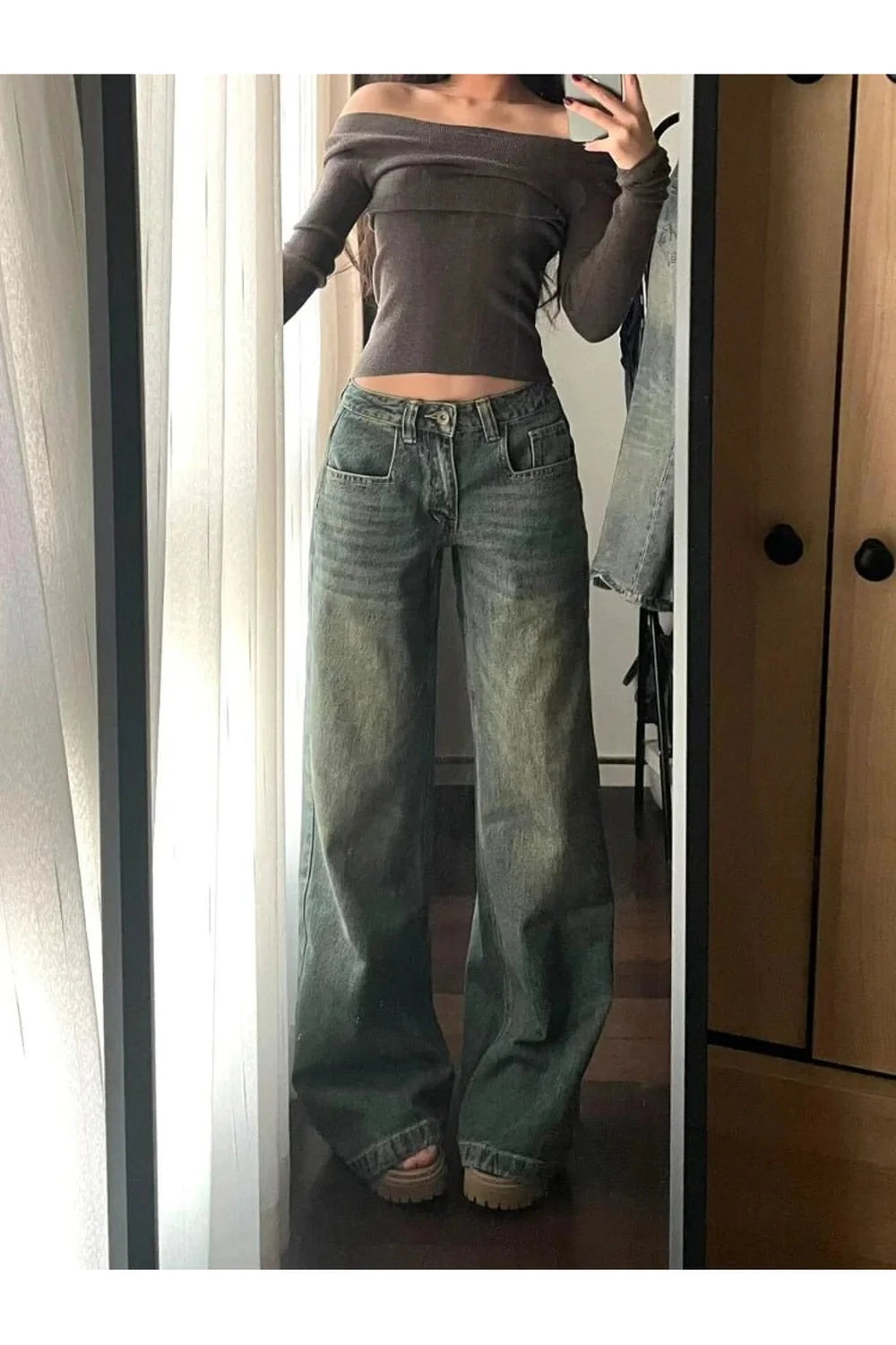 Vintage Fade Wide-Leg Jeans