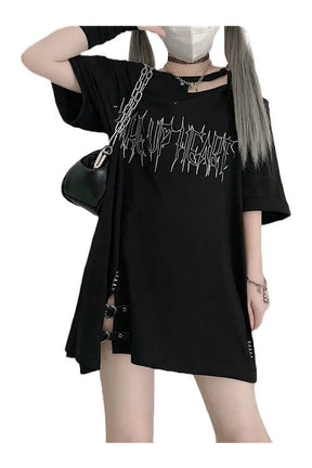 Stylish Black Y2k Punk Tee with Off-Shoulder Design.