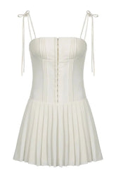 Elegant Y2K white corset dress with pleats.